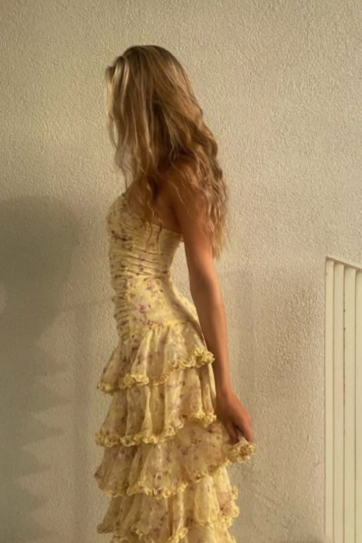 Playful Strapless Tiered Prom Dress Floral Ruffles Sheath Evening Dress GG7913
