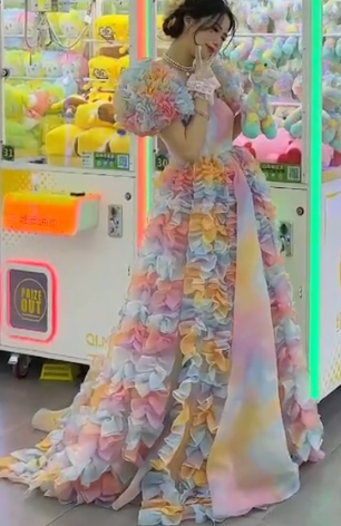 Beautiful Square Neck Prom Dress Tie-Dye Ball Gowns Ruffles Evening Dress GG7928