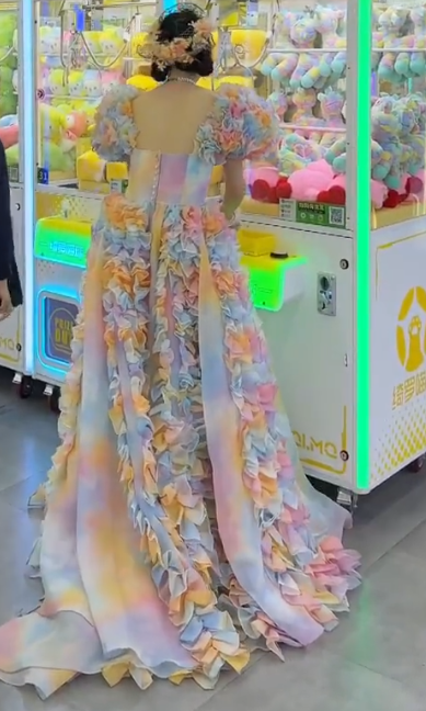Beautiful Square Neck Prom Dress Tie-Dye Ball Gowns Ruffles Evening Dress GG7928