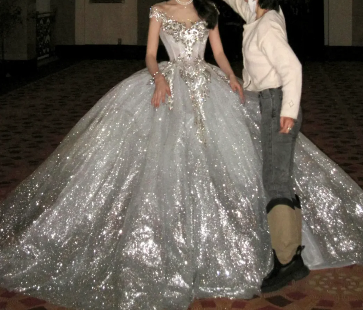 Glittering Off The Shoulder Wedding Dress Beading Sequins A-Line Bridal Dress GG7944