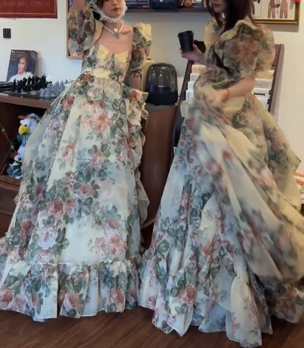 Vintage Square Neck Prom Dress Floral Short Sleeve Ruffles A-Line Evening Dress GG7948