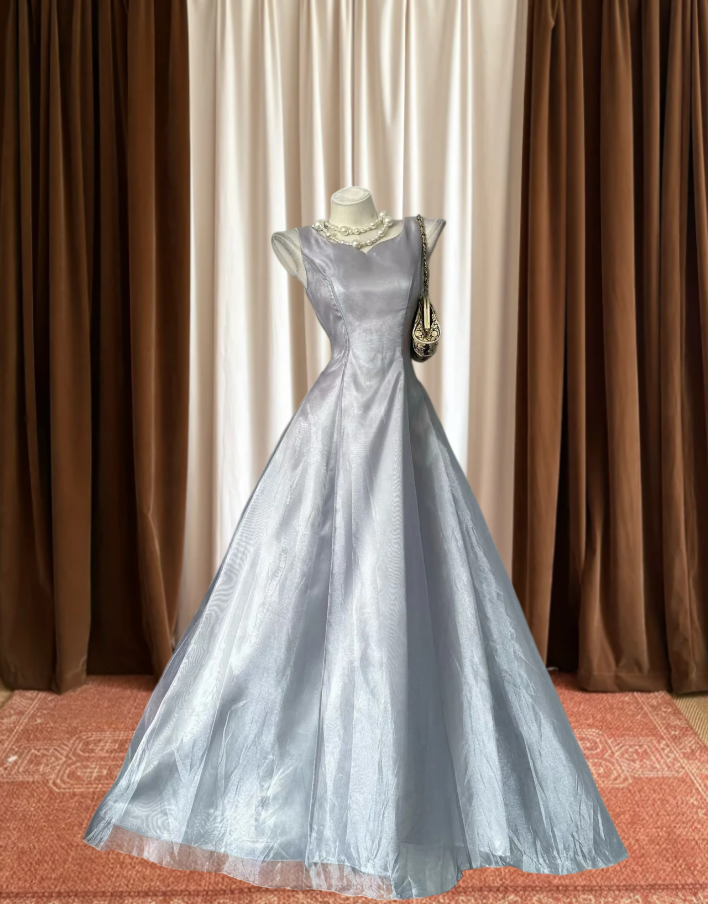 Romantic Sleeveless Prom Dress Silver Satin A-Line Evening Dress GG7956