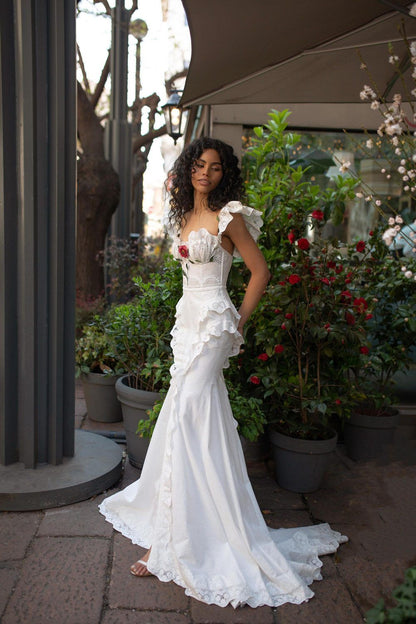 Classical Square Neck Slit Wedding Dress Ruffles Mermaid Bridal Dress GG7963