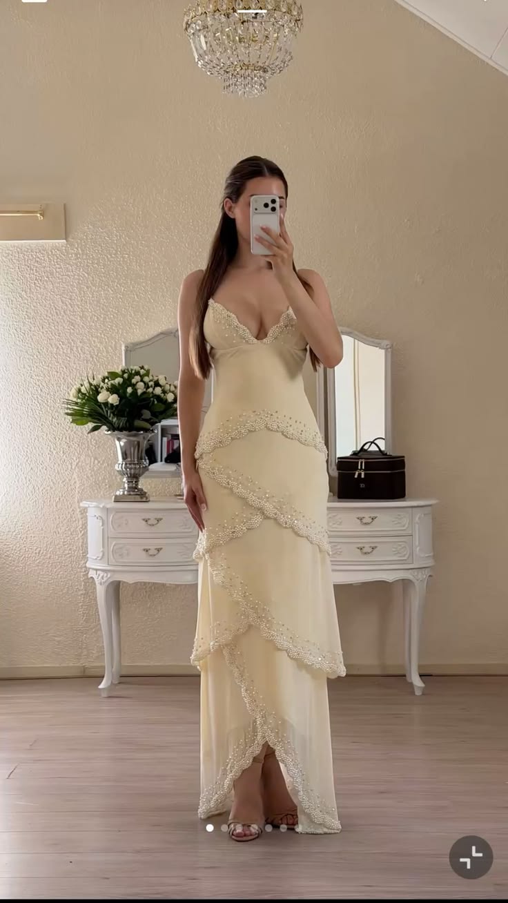 Playful Spaghetti Straps Prom Dress Ivory Beading Mermaid Evening Dress GG7976