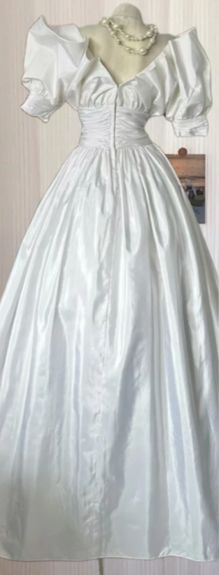 Ornate Off The Shoulder Wedding Dress Short Sleeve Satin A-Line Bridal Dress GG7997