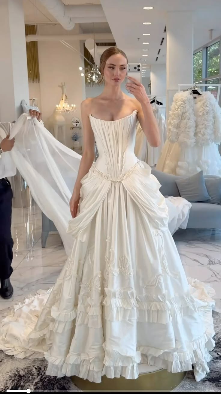 Ornate Strapless Wedding Dress Ruffles Satin A-Line Bridal Dress GG8031