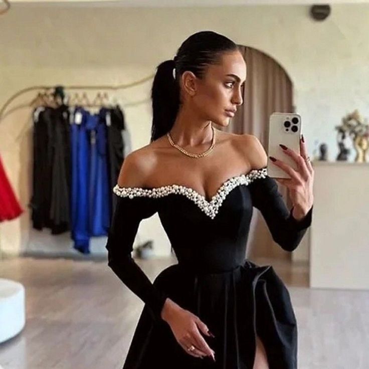 Retro Off The Shoulder Prom Dress Black Beads Slit A-Line Evening Dress GG8035