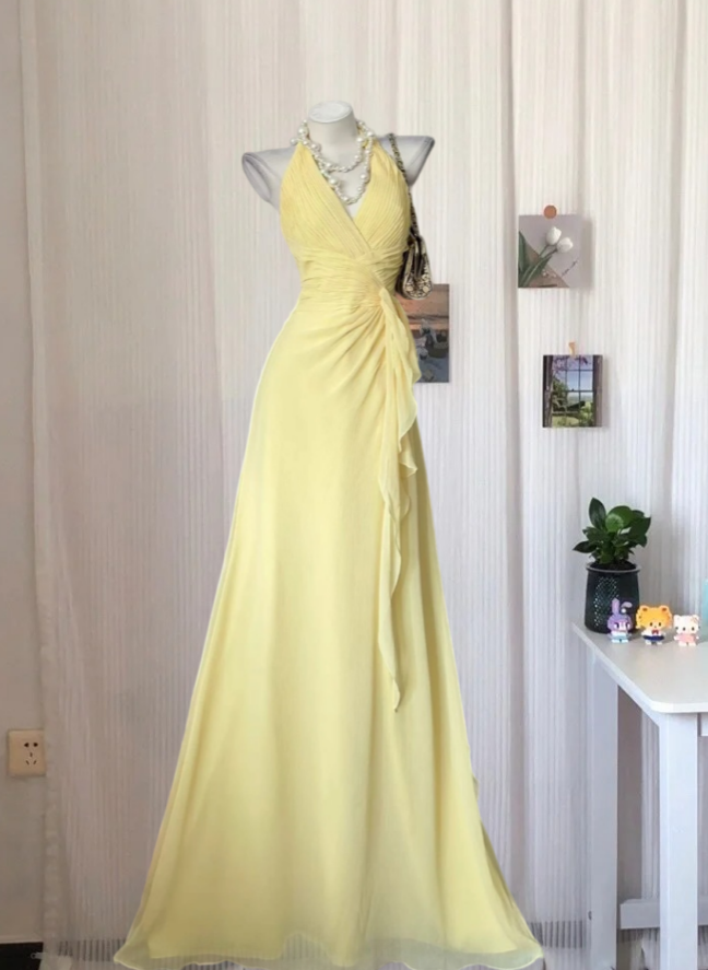Charming Halter Neck Prom Dress Yellow A-Line Evening Dress GG8071