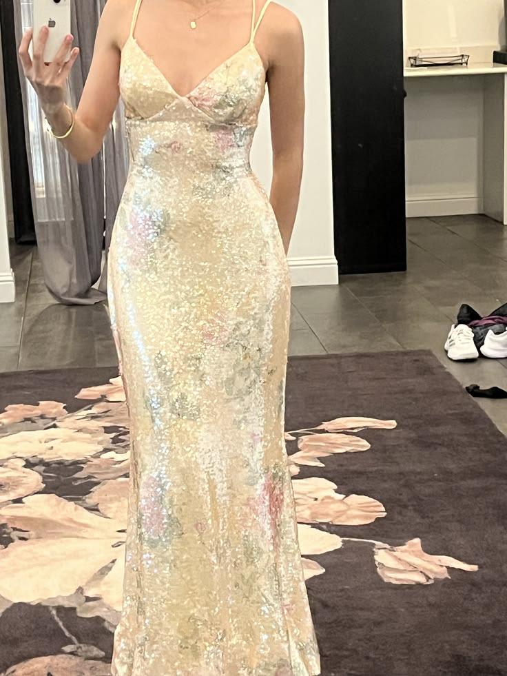 Luxurious Spaghetti Straps Prom Dress Beige Sequins Floral Mermaid Evening Dress GG8134