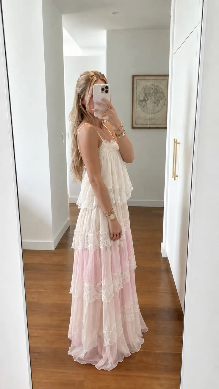 Ethereal Spaghetti Straps Prom Dress Lace Tiered A-Line Evening Dress GG8163